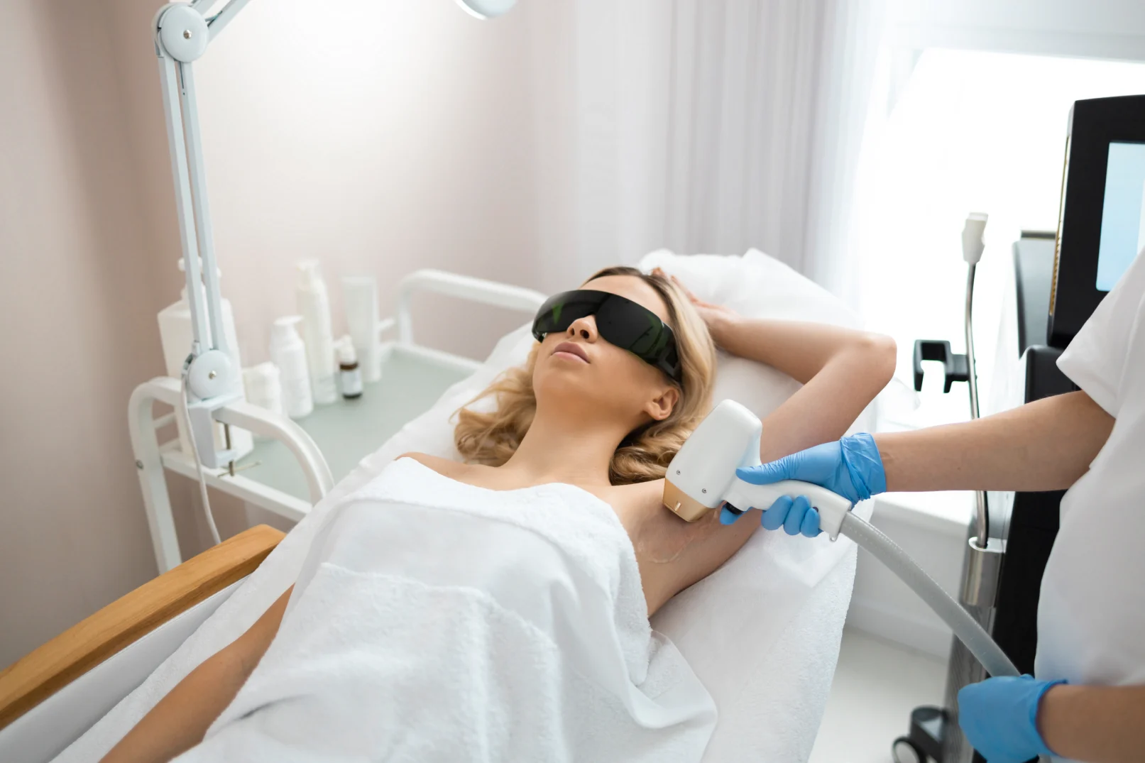 Laser skin rejuvenation treatment